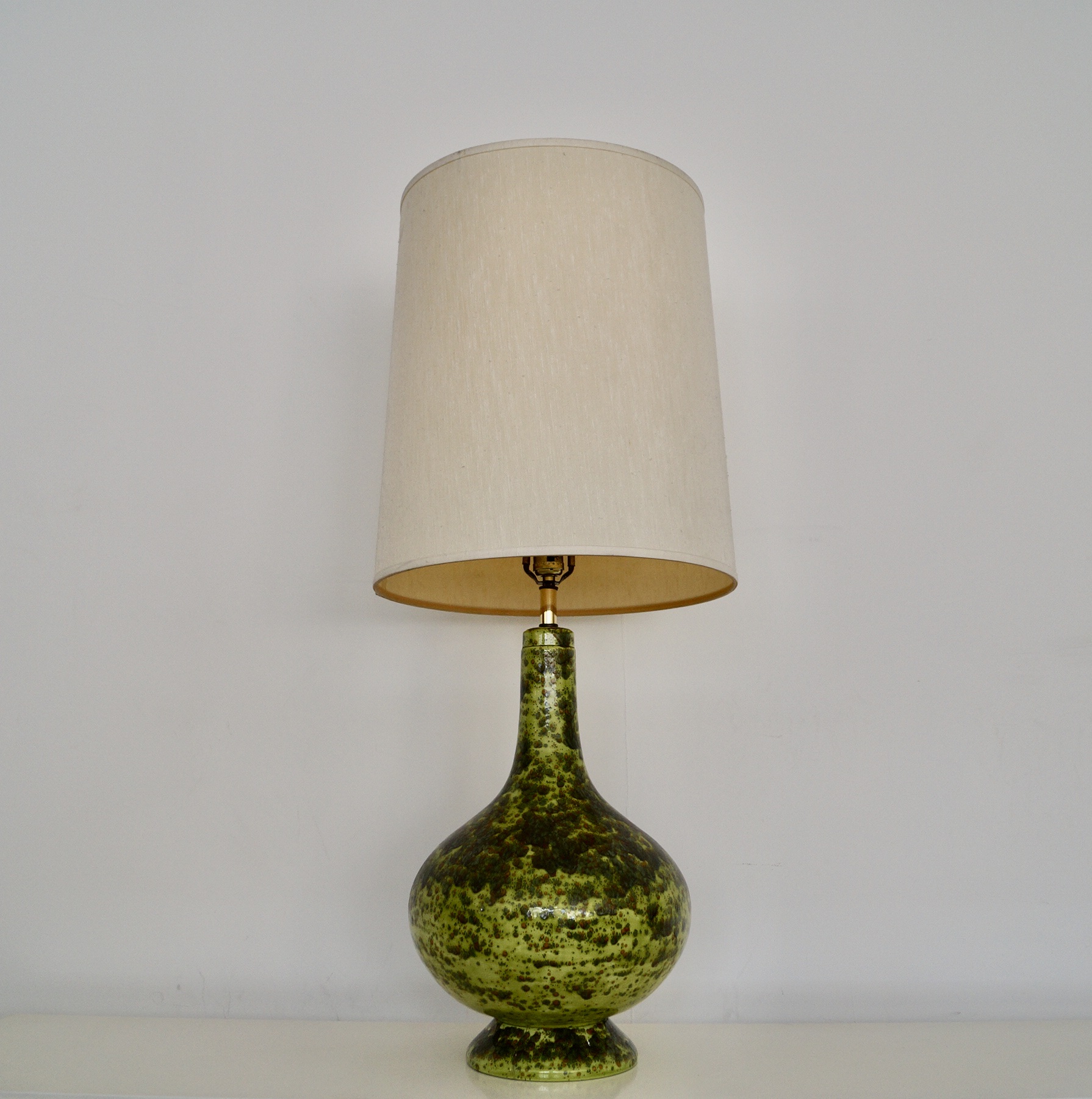 holland mold lamp